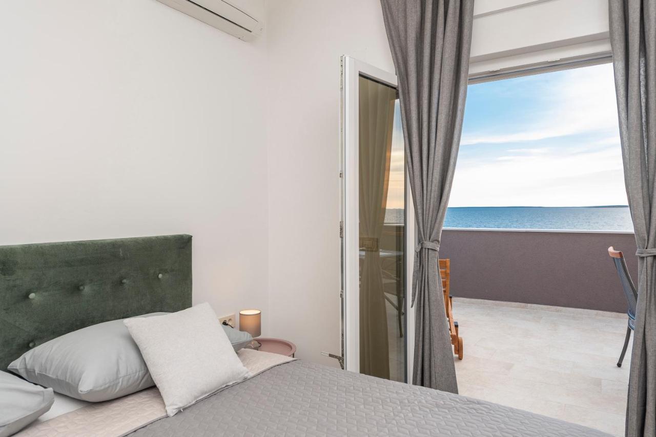 Villa Eni Apartments 1 Mandre Ngoại thất bức ảnh
