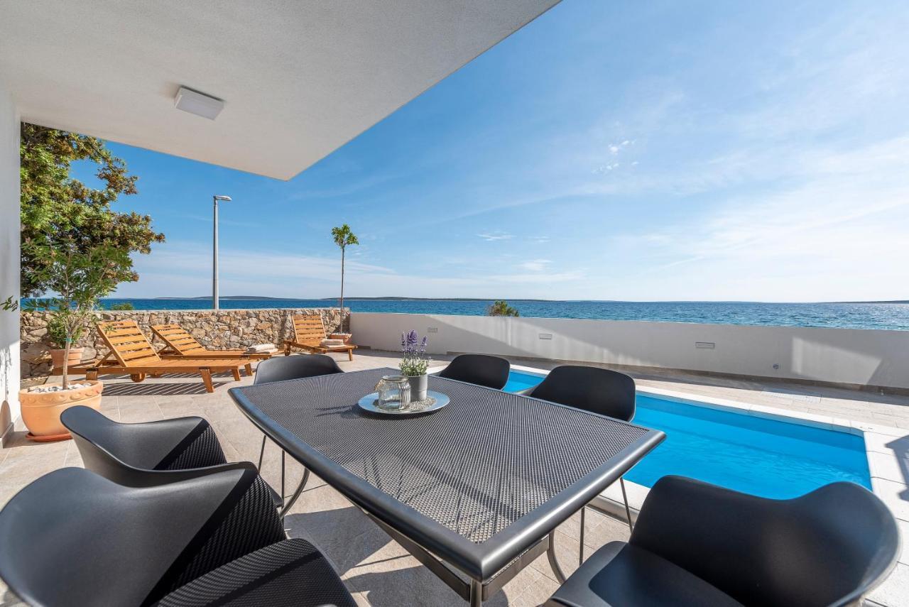 Villa Eni Apartments 1 Mandre Ngoại thất bức ảnh