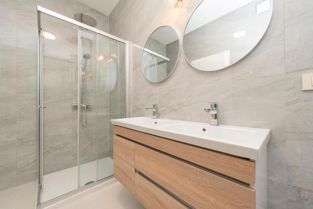 Villa Eni Apartments 1 Mandre Ngoại thất bức ảnh