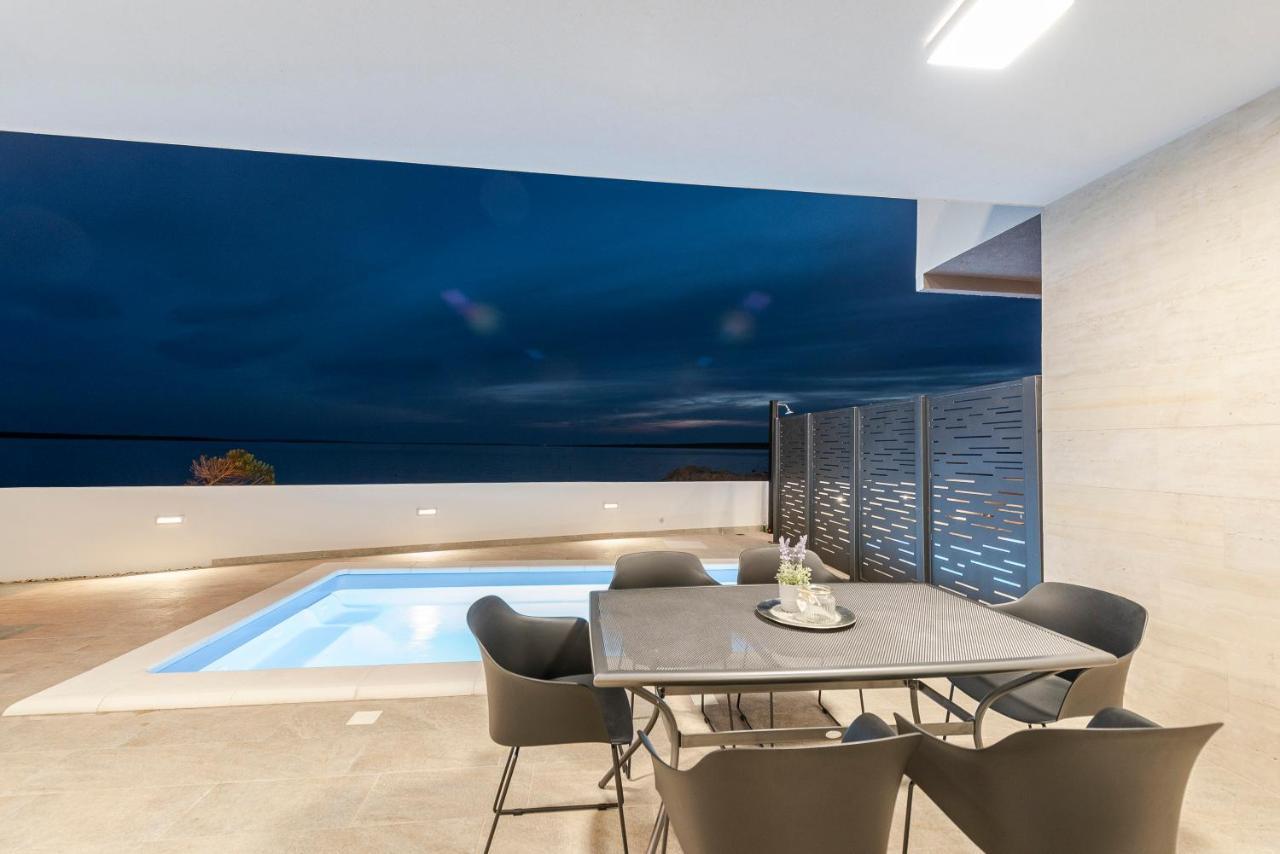 Villa Eni Apartments 1 Mandre Ngoại thất bức ảnh